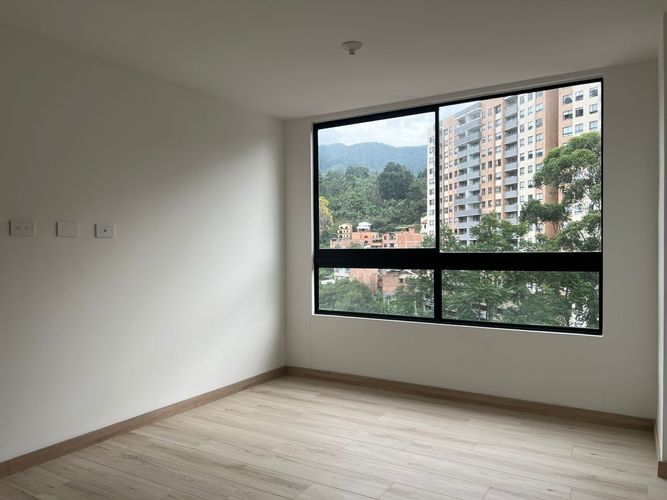 Apartamento de 3 alcobas en arriendo en Camino Verde, Envigado, 87 m² · foto 9 de 18