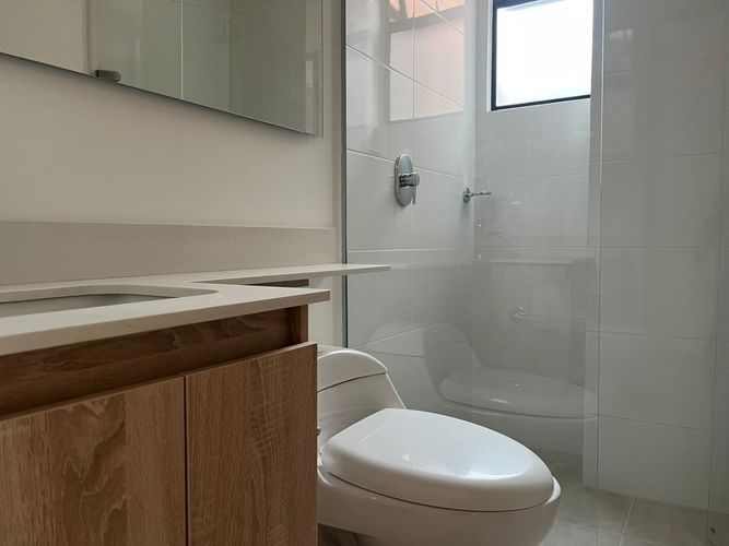 Apartamento de 3 alcobas en arriendo en Camino Verde, Envigado, 87 m² · foto 17 de 18
