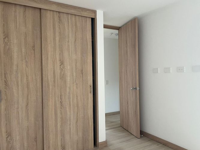 Apartamento de 3 alcobas en arriendo en Camino Verde, Envigado, 87 m² · foto 14 de 18