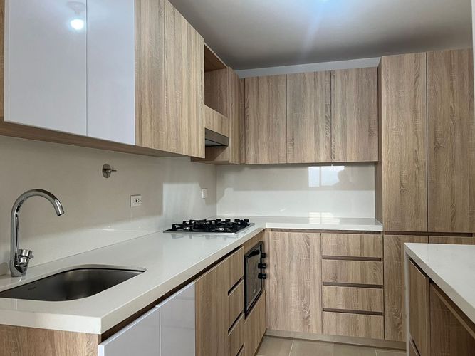 Apartamento de 3 alcobas en arriendo en Camino Verde, Envigado, 87 m² · foto 7 de 18