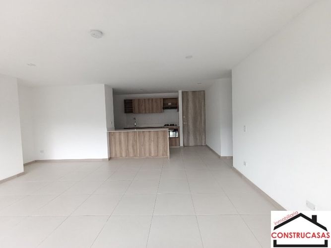 Apartamento en arriendo en Ciudad Del Río, Medellín, 121 m² · foto 12 de 24