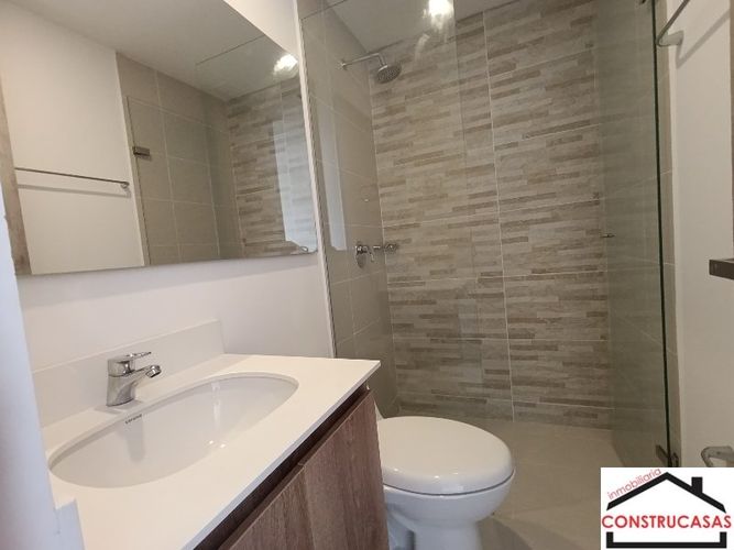 Apartamento en arriendo en Ciudad Del Río, Medellín, 121 m² · foto 17 de 24