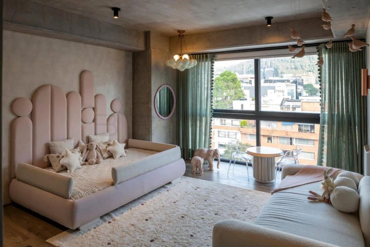 Apartamento de 3 alcobas en venta en Chicó Reservado, Bogotá, 212 m² · foto 7 de 9