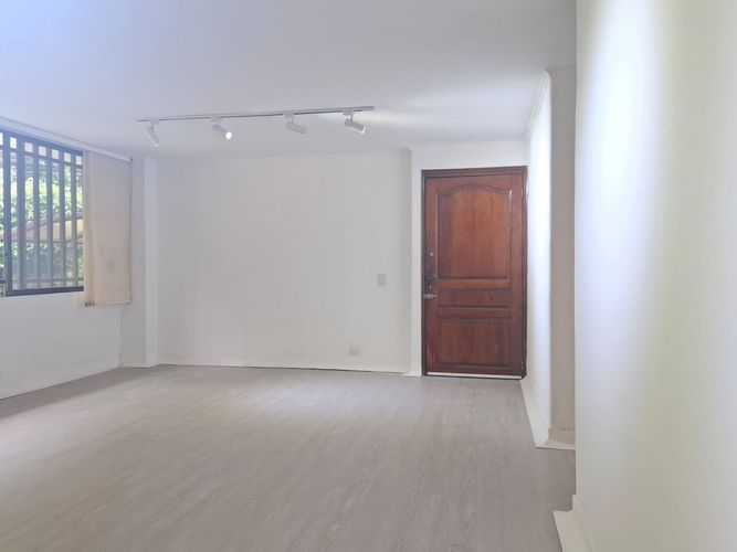 Apartamento de 2 alcobas en arriendo en El Poblado, Medellín, 140 m² · foto 6 de 12