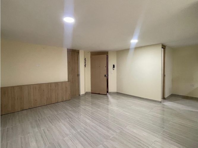 Apartamento de 3 alcobas en venta en Villa Carlota, Medellín, 111 m² · foto 2 de 24