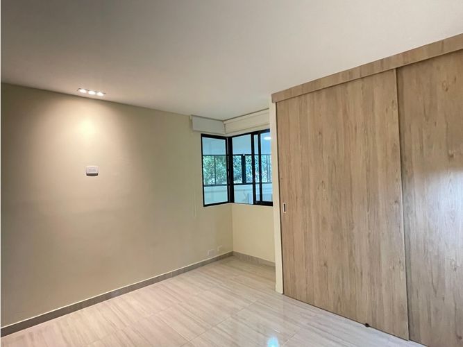 Apartamento de 3 alcobas en venta en Villa Carlota, Medellín, 111 m² · foto 14 de 24