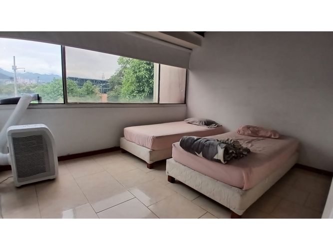 Apartamento en venta en La Aguacatala, Medellín · foto 13 de 17