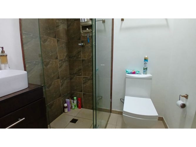Apartamento en venta en La Aguacatala, Medellín · foto 14 de 17