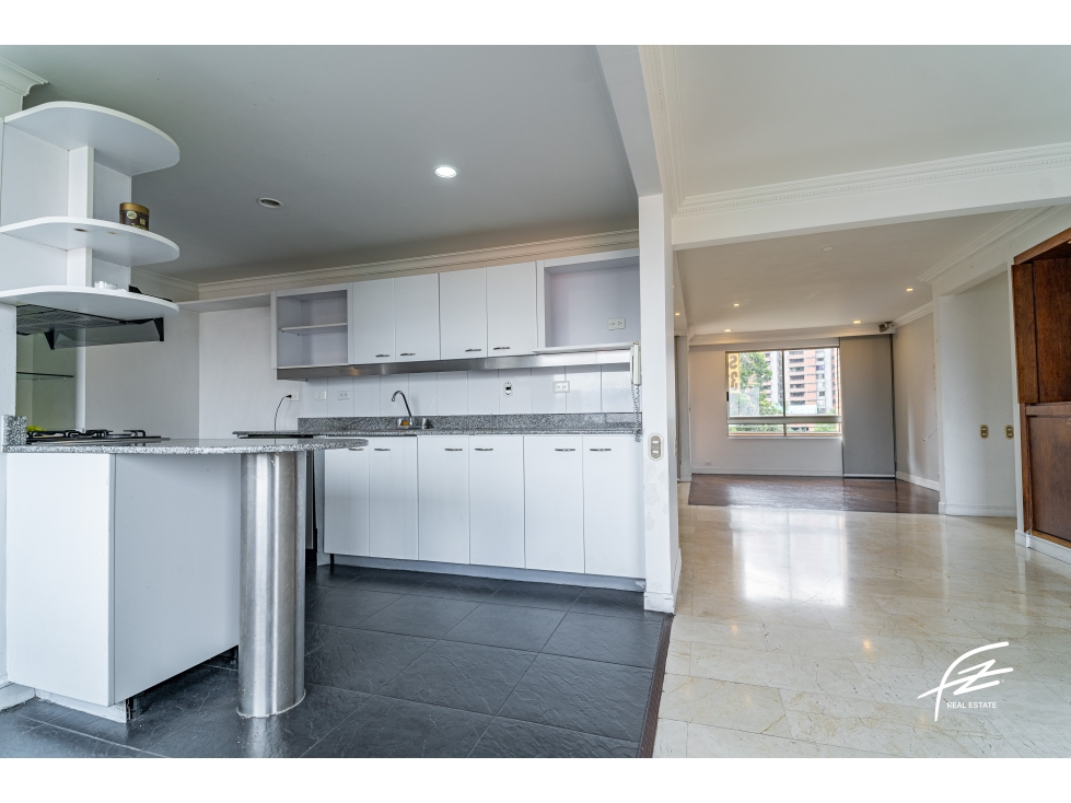 Apartamento en venta en Transversal Inferior, Medellín 2
