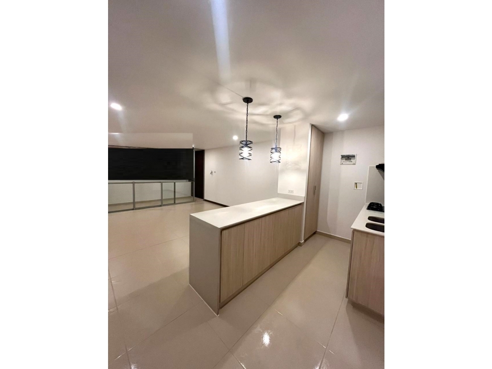 Apartamento en arriendo en El Poblado, Medellín · foto 2 de 16