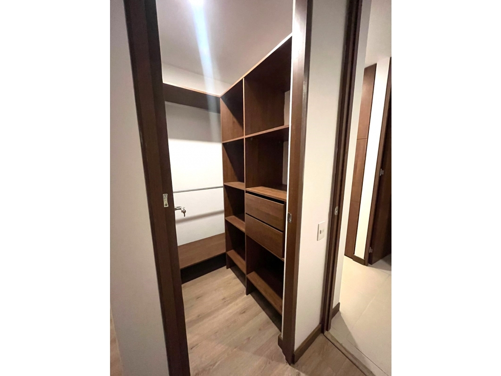 Apartamento en arriendo en El Poblado, Medellín · foto 7 de 16