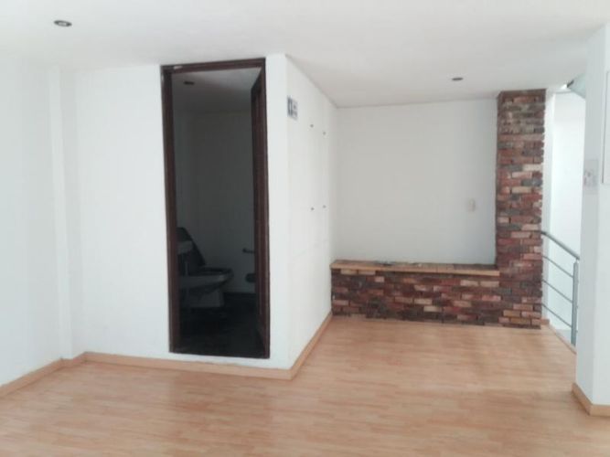 Casa de 4 alcobas en venta en Santa Barbara Alta, Bogotá, 350 m² · foto 12 de 24