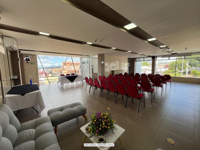 Edificio en venta en Maldonado, Tunja, 440 m² · foto 6 de 24