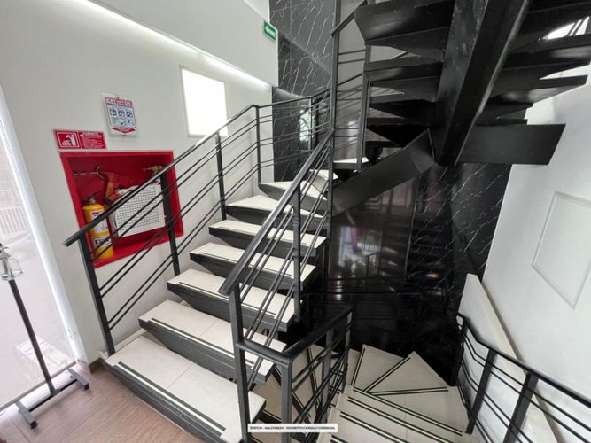 Edificio en venta en Maldonado, Tunja, 440 m² · foto 12 de 24