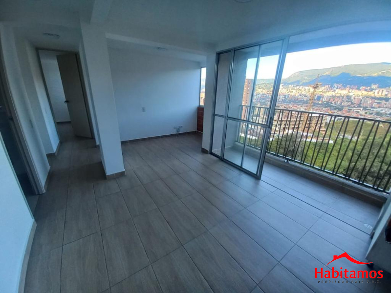 Apartamento en venta en El Carmelo, Itagüí · foto 2 de 12