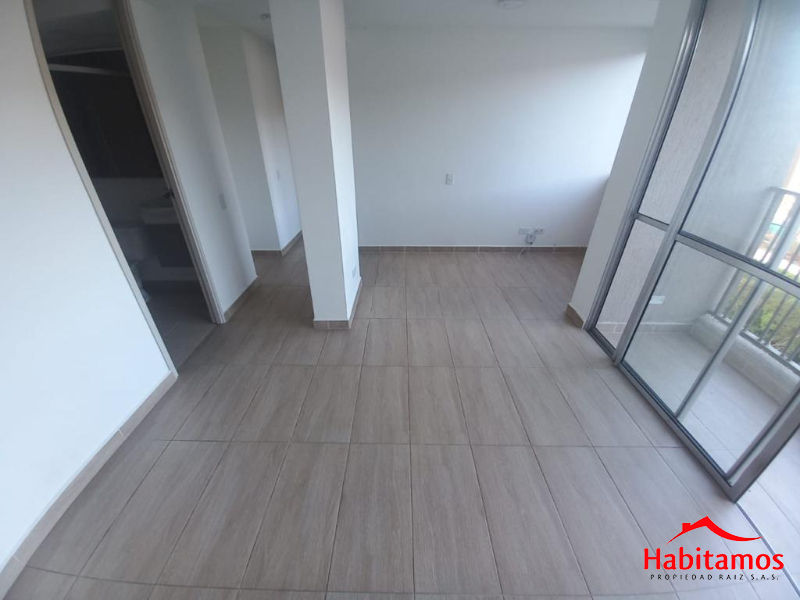 Apartamento en venta en El Carmelo, Itagüí · foto 3 de 12