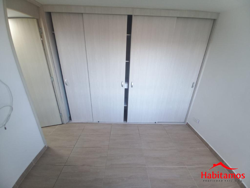 Apartamento en venta en El Carmelo, Itagüí · foto 5 de 12