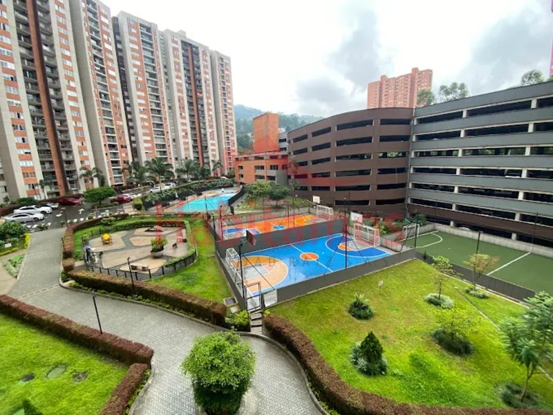 Apartamento en venta en El Carmelo, Itagüí · foto 12 de 12