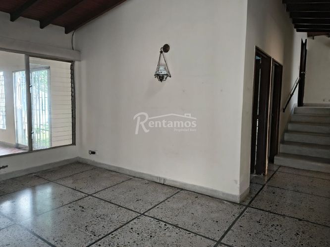 Casa de 3 alcobas en venta en Las Acacias, Medellín, 210 m² · foto 7 de 24