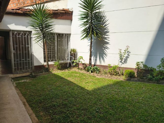 Casa de 3 alcobas en venta en Las Acacias, Medellín, 210 m² · foto 12 de 24