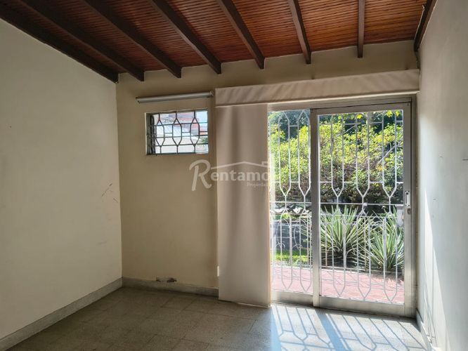 Casa de 3 alcobas en venta en Las Acacias, Medellín, 210 m² · foto 15 de 24