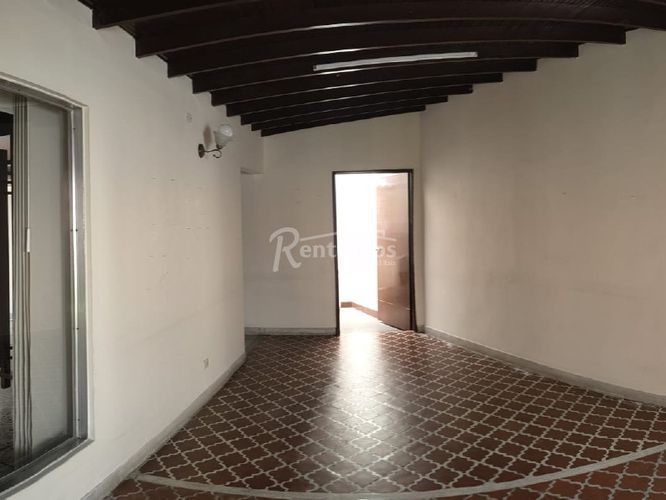 Casa de 3 alcobas en venta en Las Acacias, Medellín, 210 m² · foto 19 de 24