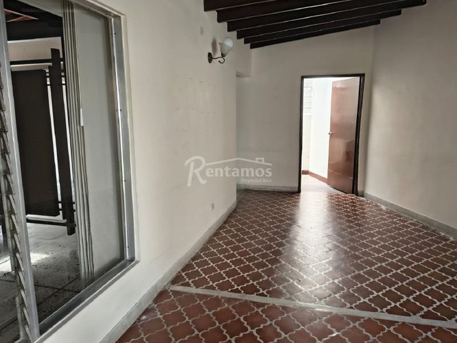 Casa de 3 alcobas en venta en Las Acacias, Medellín, 210 m² · foto 20 de 24
