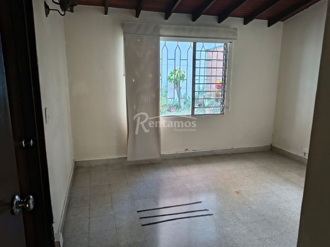 Casa de 3 alcobas en venta en Las Acacias, Medellín, 210 m² · foto 22 de 24