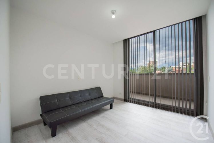 Apartamento de 2 alcobas en venta en Versalles No.1, Envigado, 88 m² · foto 9 de 23
