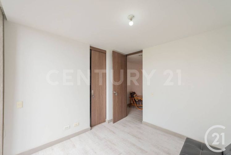 Apartamento de 2 alcobas en venta en Versalles No.1, Envigado, 88 m² · foto 10 de 23