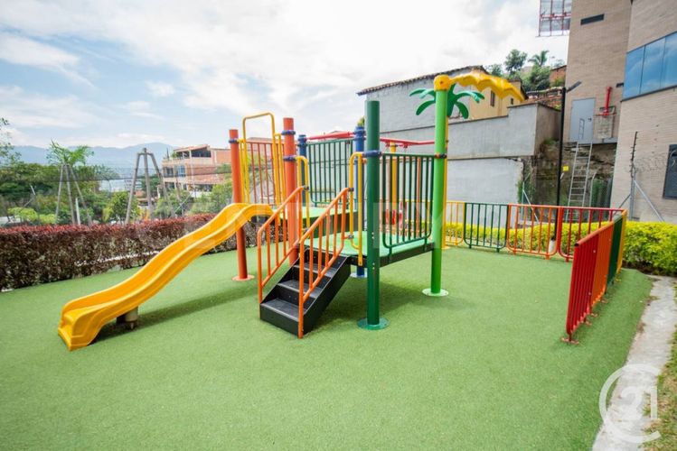 Apartamento de 2 alcobas en venta en Versalles No.1, Envigado, 88 m² · foto 21 de 23