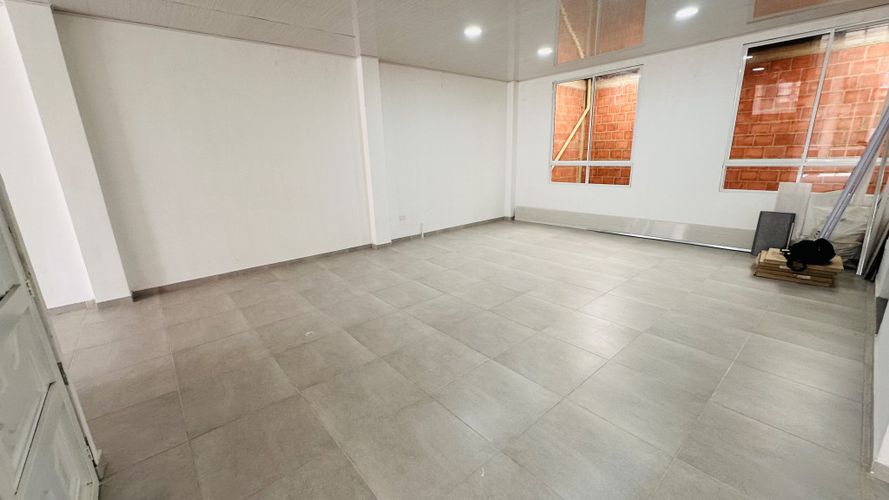 Oficina en arriendo en Santo Domingo, Cali, 170 m² · foto 2 de 6