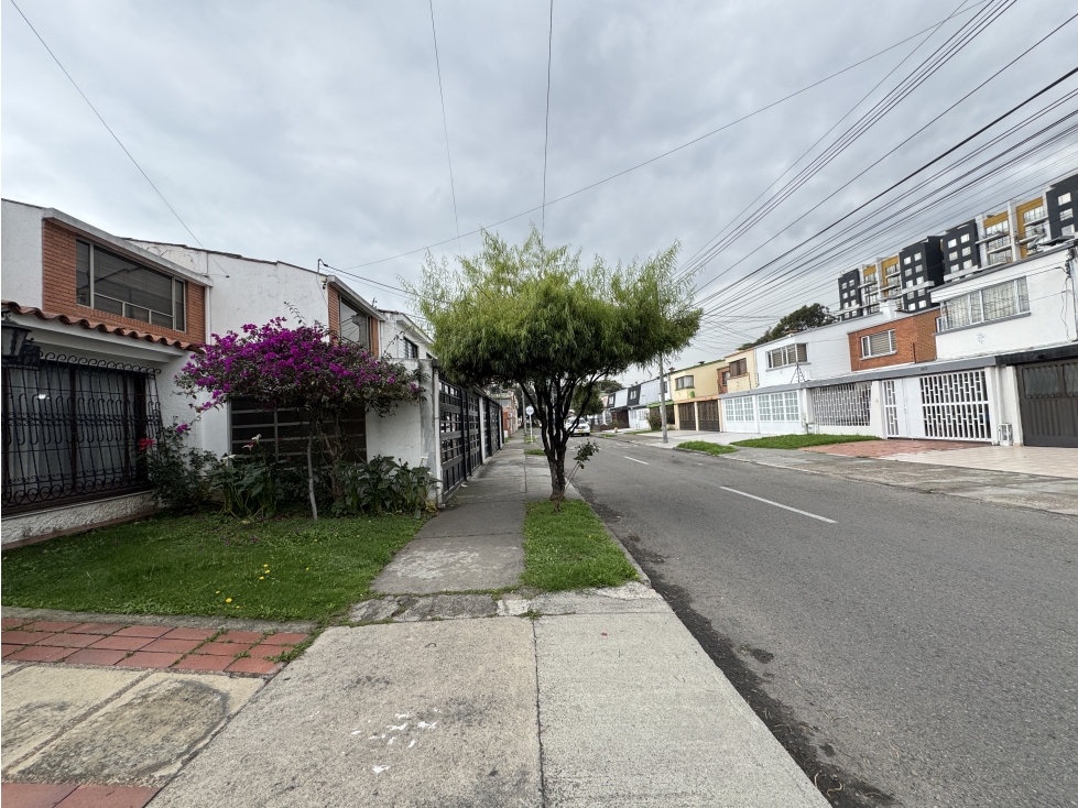 Casa en venta en Modelia, Bogotá · foto 4 de 24