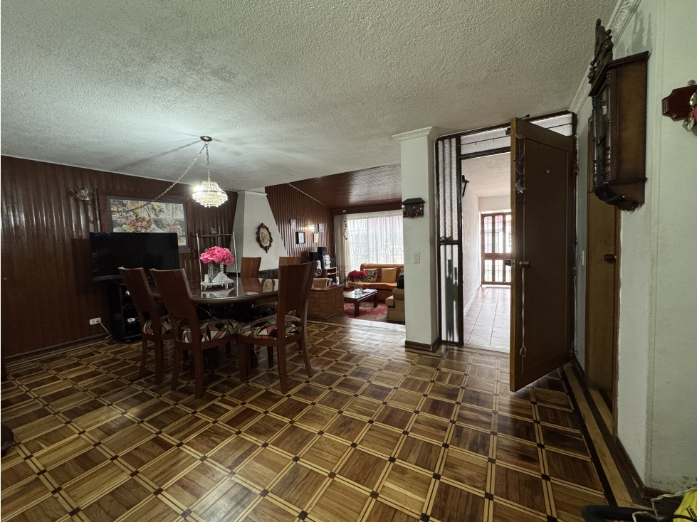 Casa en venta en Modelia, Bogotá · foto 8 de 24
