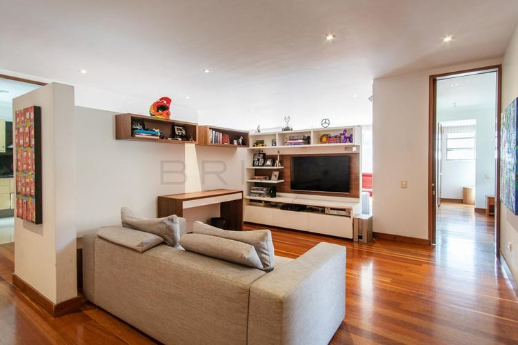 Apartamento en venta en Chicó Reservado, Bogotá · foto 6 de 17