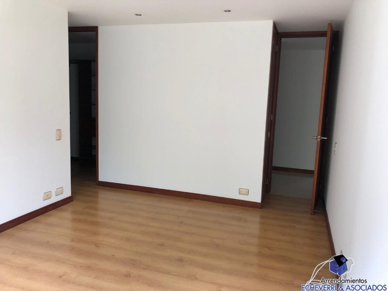 Apartamento en venta en Zona Centro, Envigado · foto 9 de 10