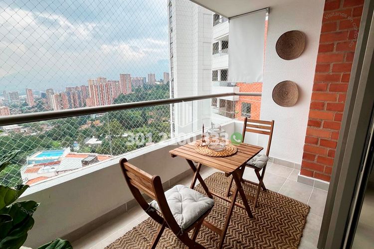 Apartamento de 3 alcobas en venta en Los Alcazares, Sabaneta, 88 m² · foto 5 de 24