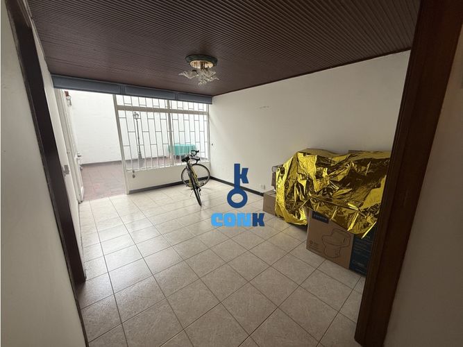 Casa de 3 alcobas en venta en La Floresta, Bogotá, 244 m² · foto 5 de 15