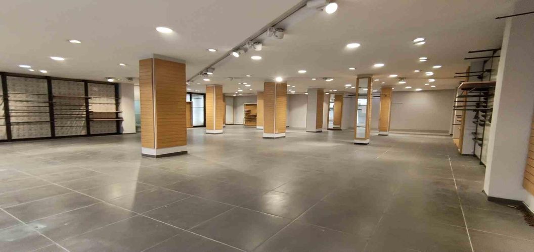 Local en arriendo en El Centro, Manizales, 185 m² · foto 18 de 24