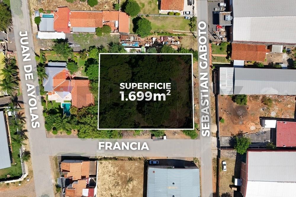 AMPLIO TERRENO DE 1.669 M2 EN ESQUINA EN MARIANO R. ALONSO EN VENTA. — foto 2