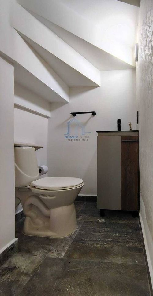 Casa de 4 alcobas en venta en Suramérica, La Estrella, 160 m² · foto 8 de 24