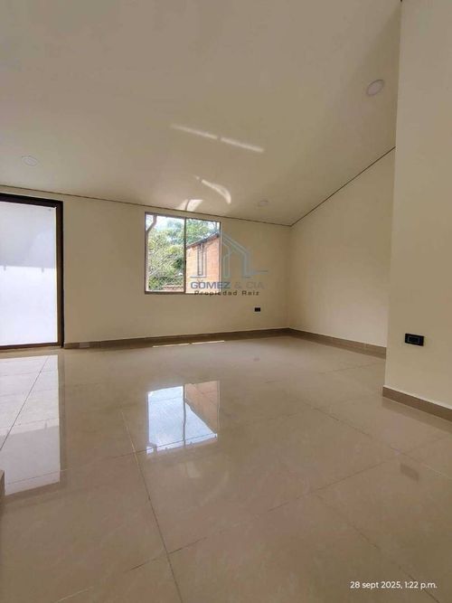Casa de 4 alcobas en venta en Suramérica, La Estrella, 160 m² · foto 9 de 24