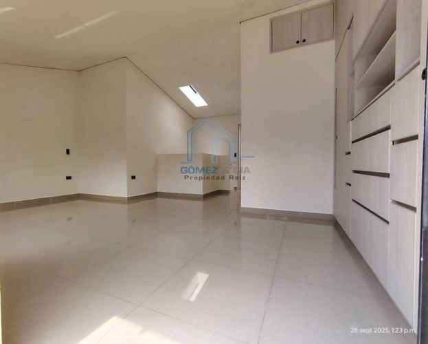 Casa de 4 alcobas en venta en Suramérica, La Estrella, 160 m² · foto 13 de 24