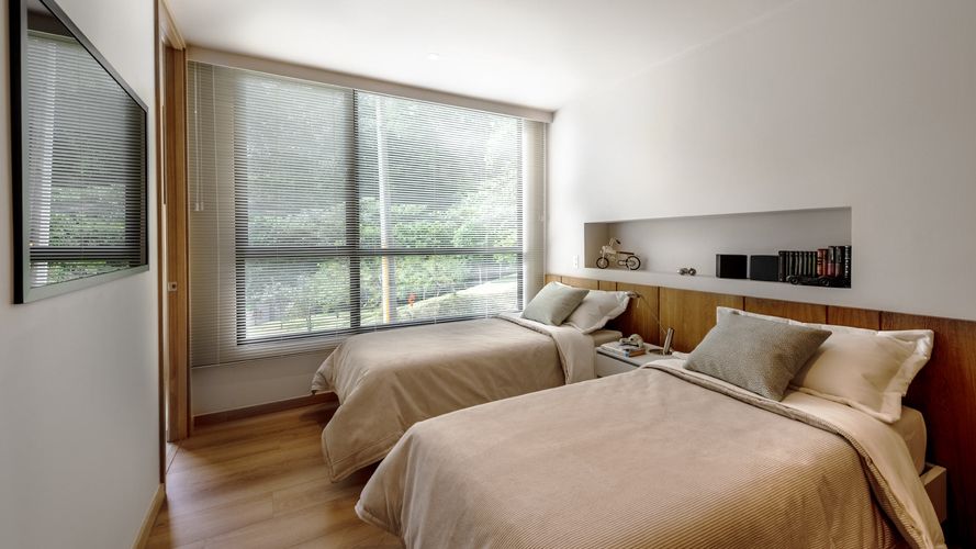 Apartamento de 2 alcobas en venta en Altos Del Poblado, Medellín, 146 m² · foto 10 de 24