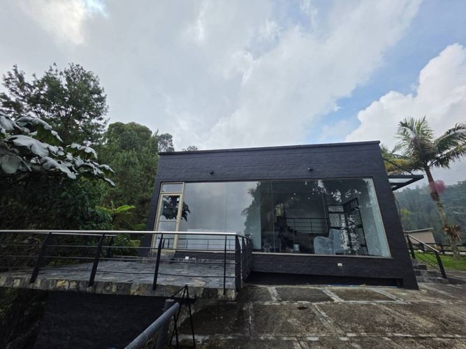 Oficina en arriendo en Las Palmas, Medellín, 310 m² · foto 2 de 24