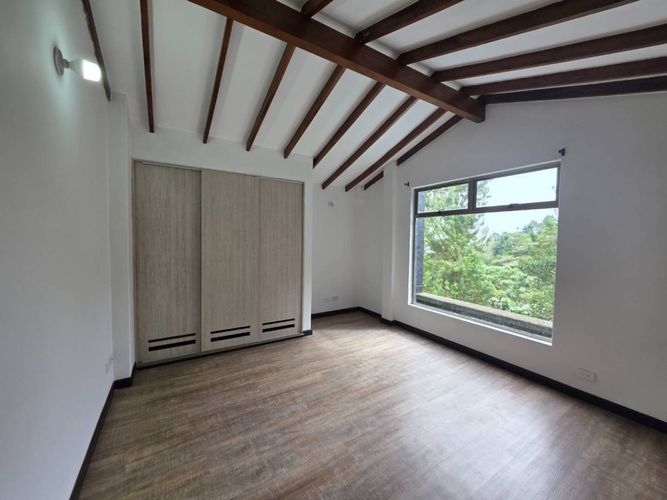 Oficina en arriendo en Las Palmas, Medellín, 310 m² · foto 16 de 24
