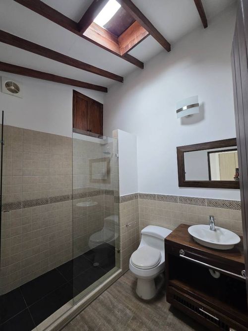 Oficina en arriendo en Las Palmas, Medellín, 310 m² · foto 21 de 24