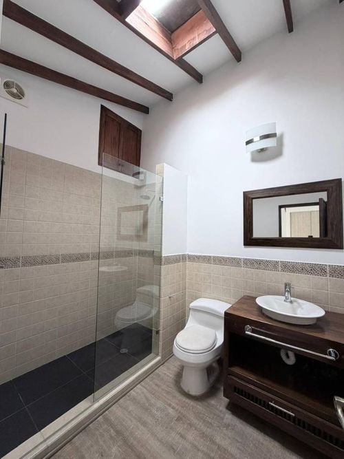 Oficina en arriendo en Las Palmas, Medellín, 310 m² · foto 24 de 24