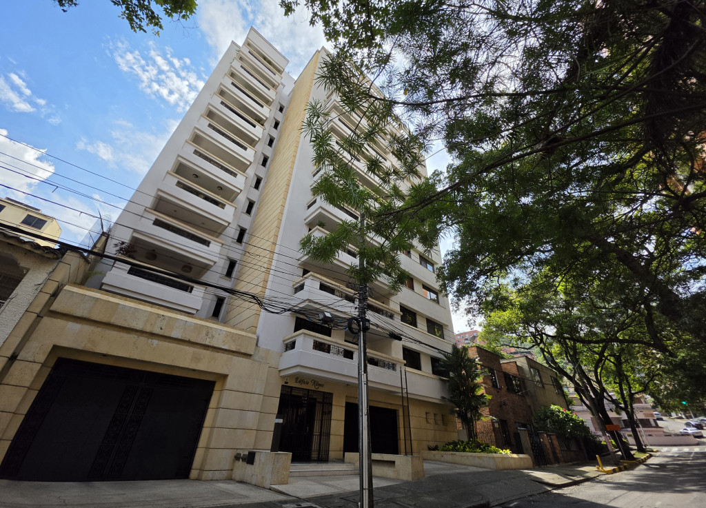 Apartamento en Venta en Centenario, Cali