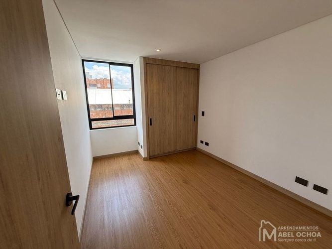 Apartamento de 3 alcobas en venta en Laureles, Medellín, 169 m² · foto 15 de 24